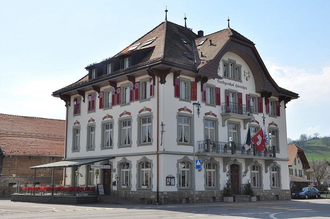 Hotel Hirschen Plaffeien Экстерьер фото